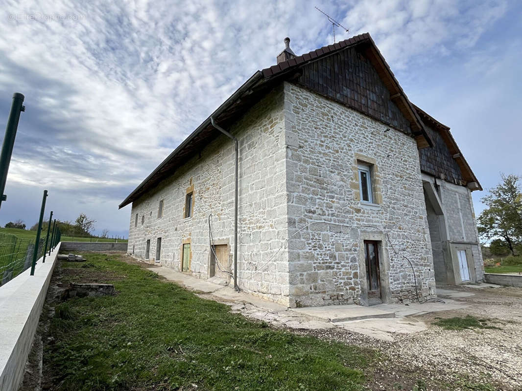 Maison à MIGNOVILLARD