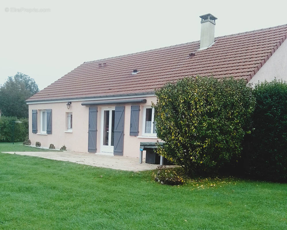 Maison à CHEVANNES