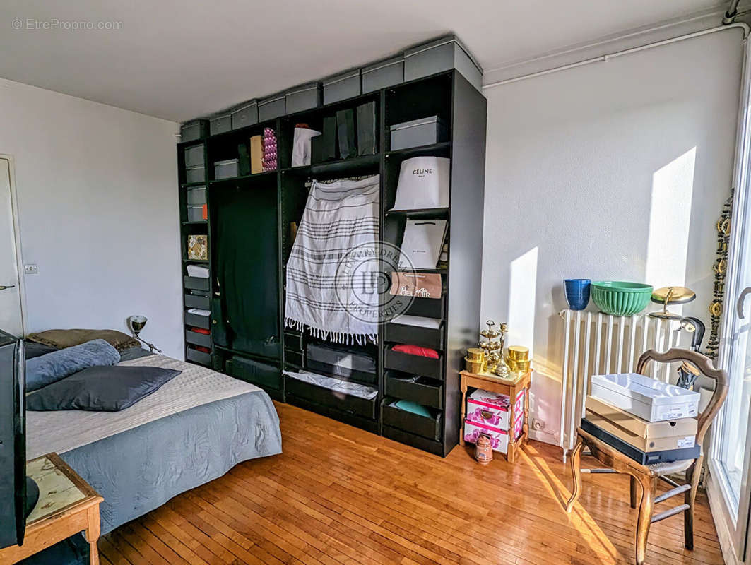 Appartement à MONTROUGE