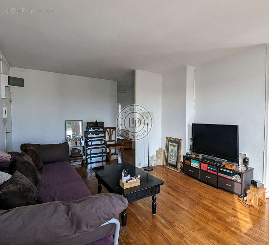 Appartement à MONTROUGE