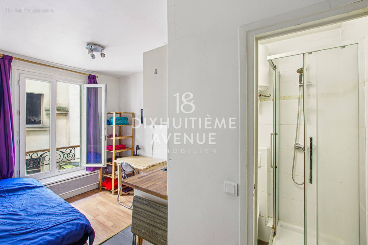 Appartement à PARIS-18E