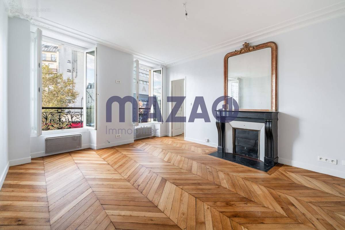 Appartement à PARIS-9E