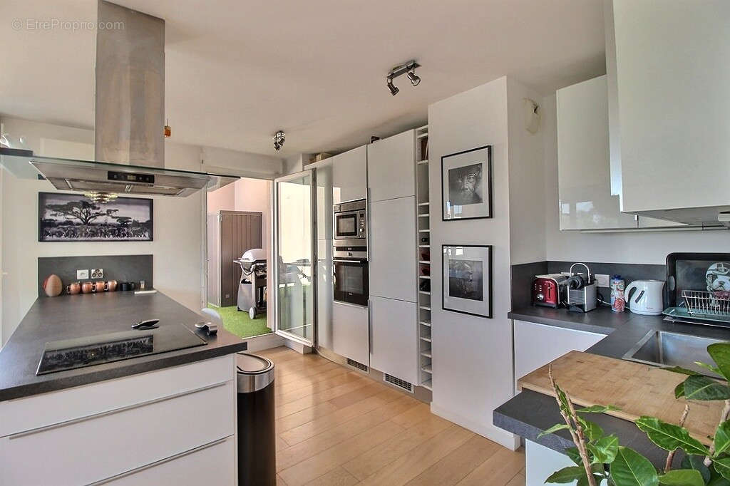 Appartement à MARSEILLE-12E