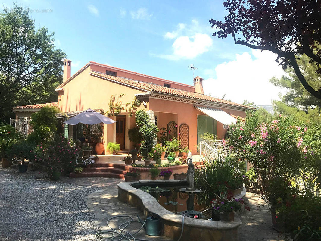 Maison à AUBAGNE