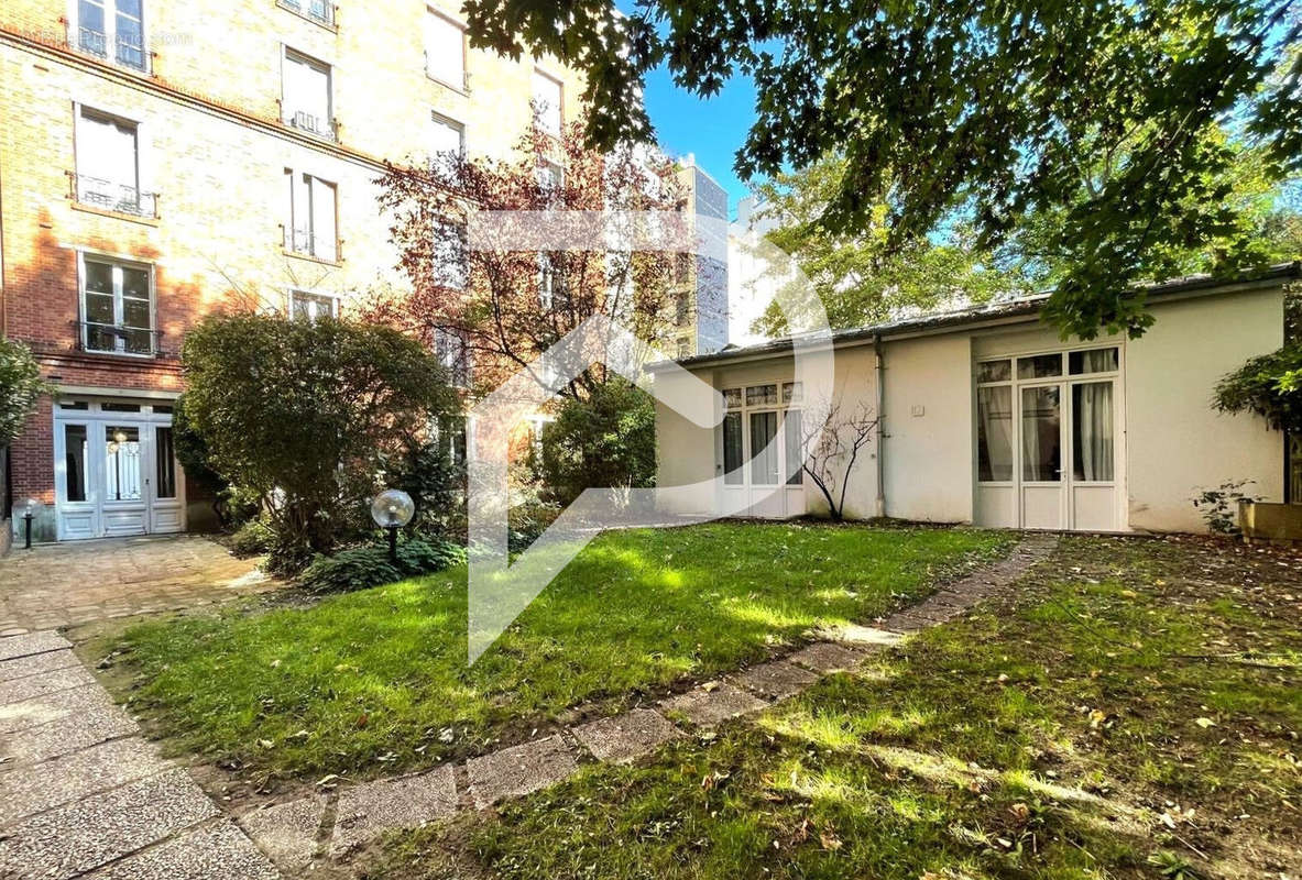 Appartement à ENGHIEN-LES-BAINS