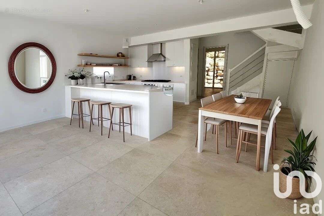 Photo 2 - Maison à GRIMAUD