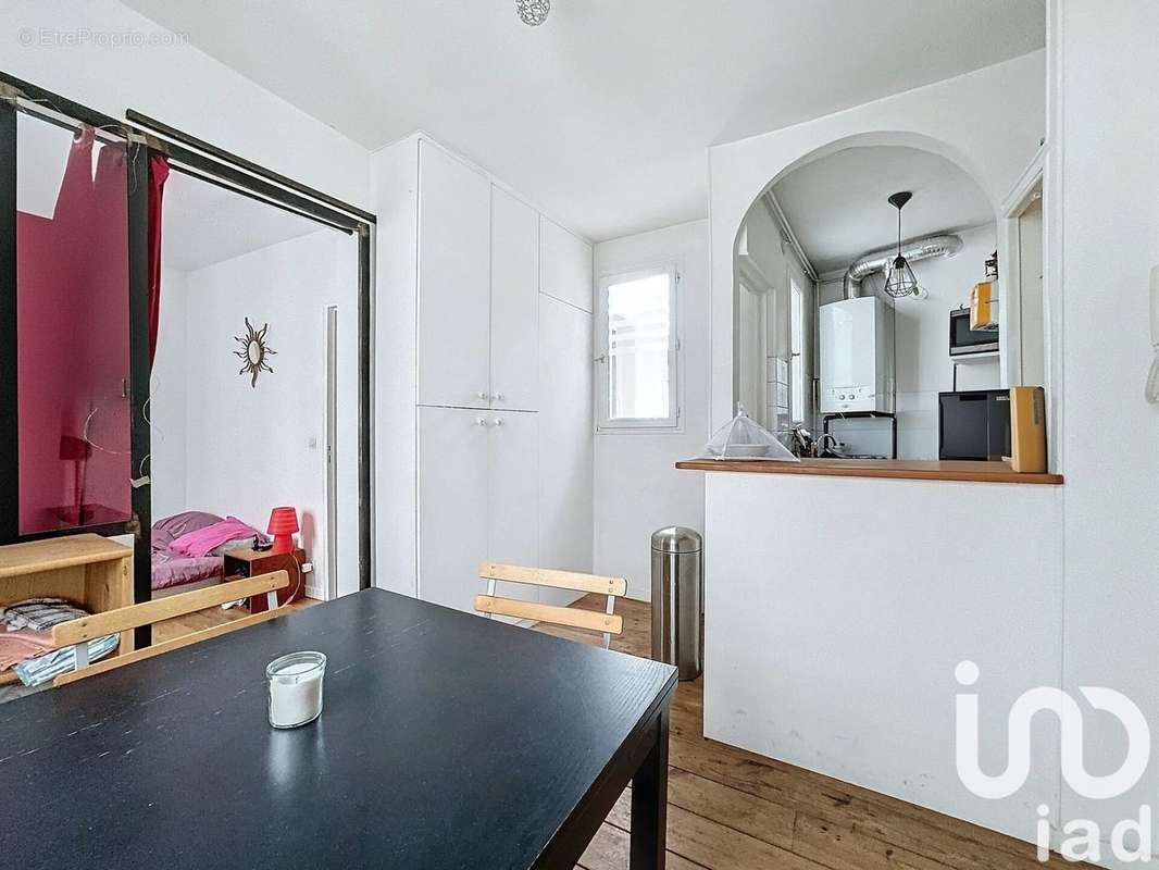 Photo 3 - Appartement à PARIS-18E