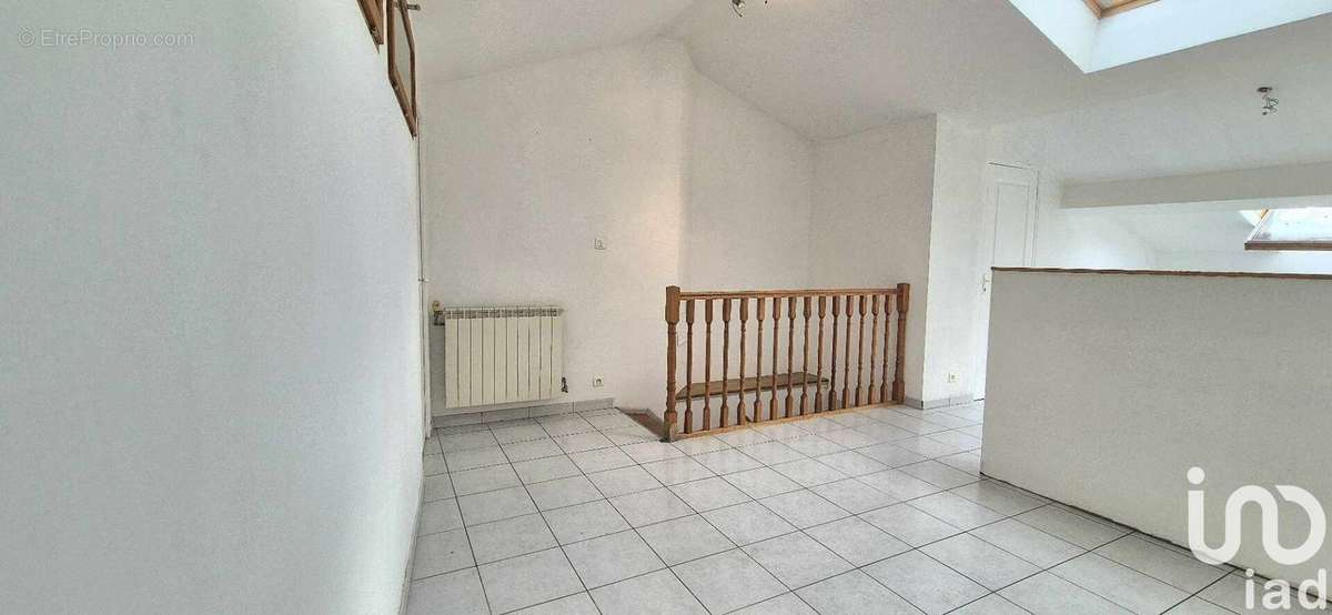 Photo 3 - Appartement à ROANNE