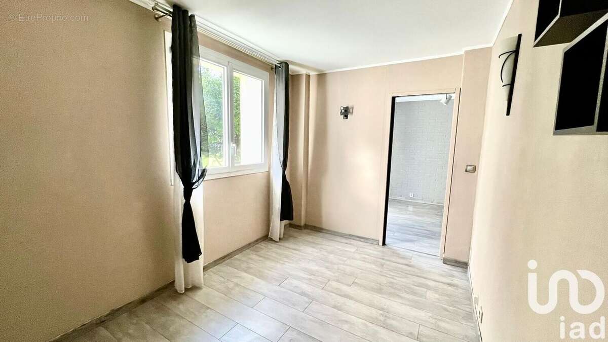 Photo 9 - Appartement à BRY-SUR-MARNE