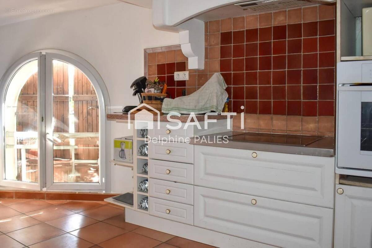 Photo 1 - Appartement à SIX-FOURS-LES-PLAGES