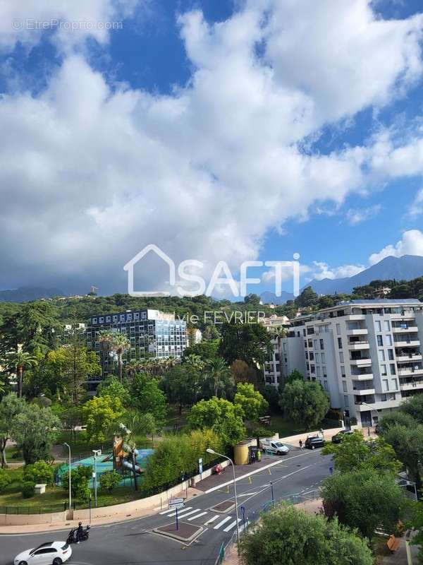 Photo 3 - Appartement à ROQUEBRUNE-CAP-MARTIN