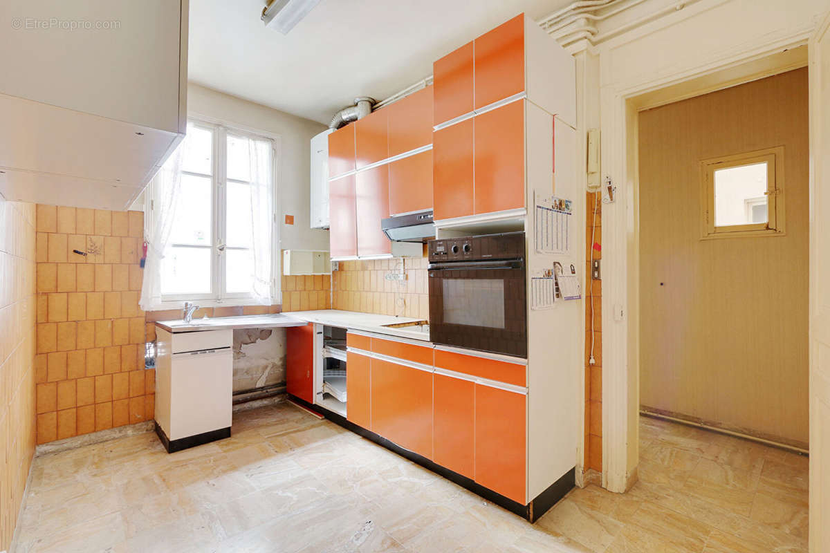 Appartement à PARIS-11E