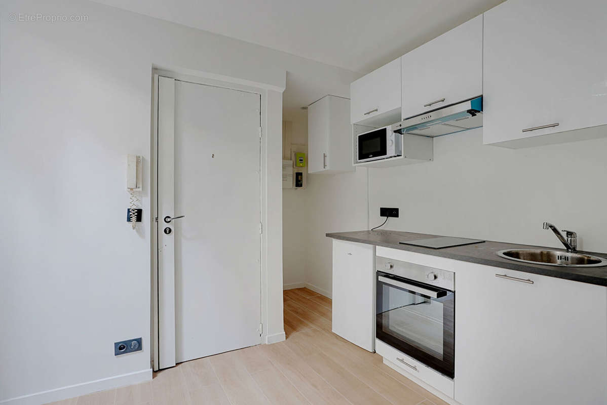 Appartement à PARIS-10E