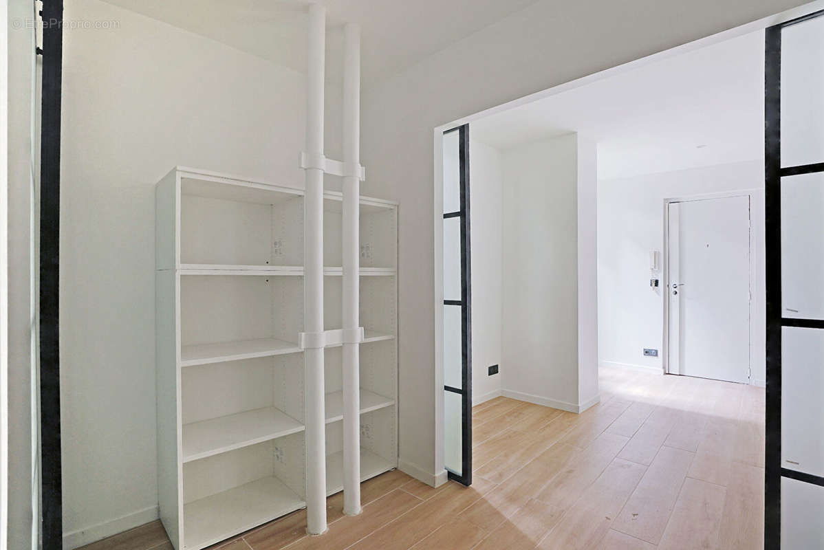 Appartement à PARIS-10E