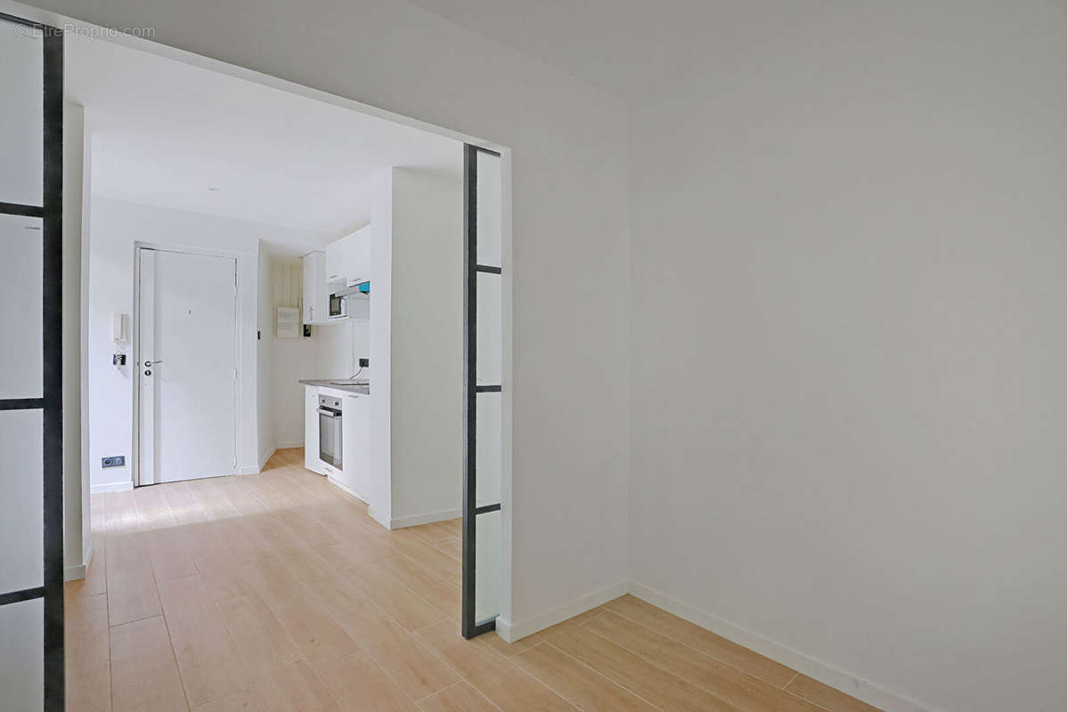 Appartement à PARIS-10E