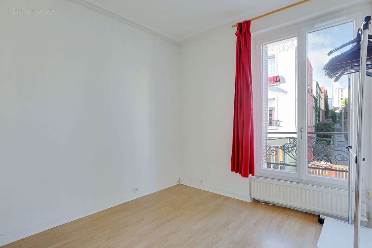 Appartement à PARIS-20E