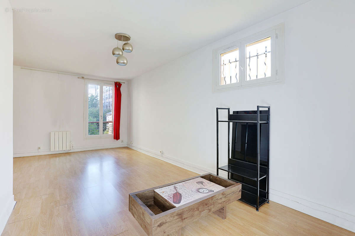 Appartement à PARIS-20E