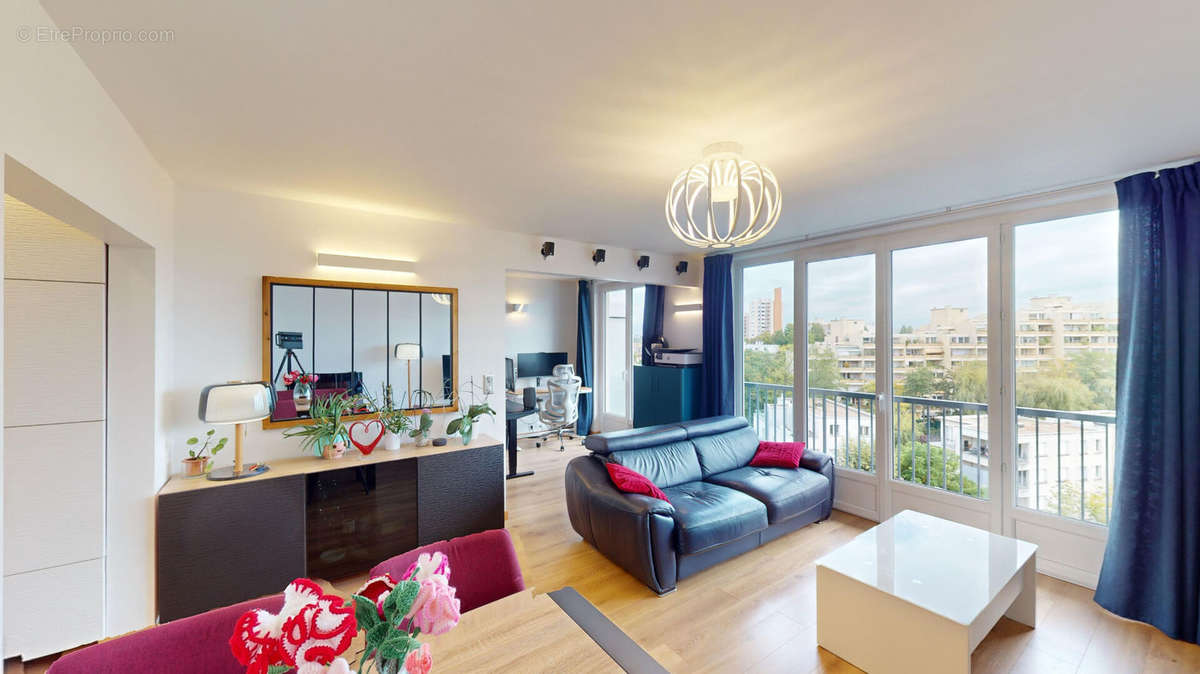 Appartement à EPINAY-SUR-SEINE