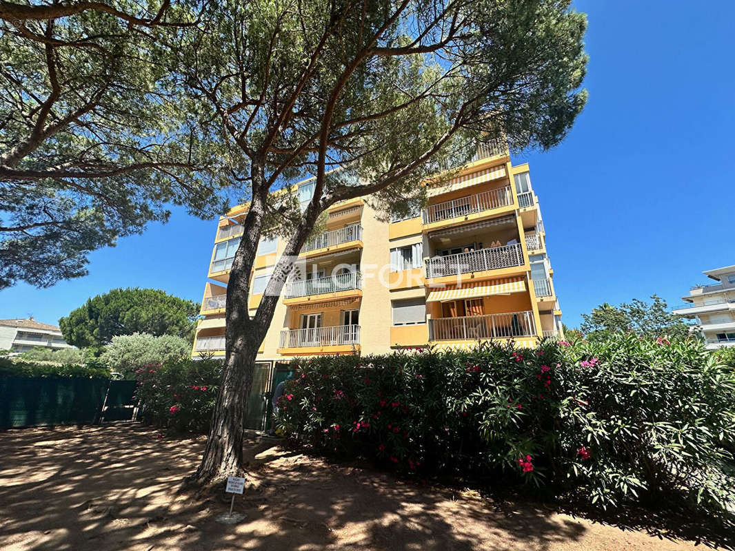 Appartement à FREJUS