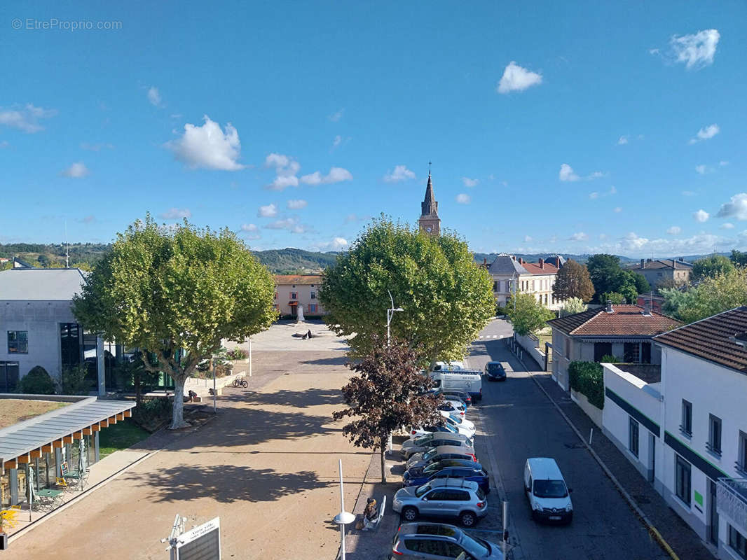 Appartement à PONT-EVEQUE