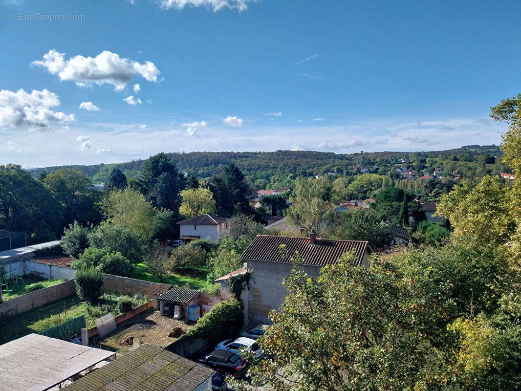 Appartement à PONT-EVEQUE