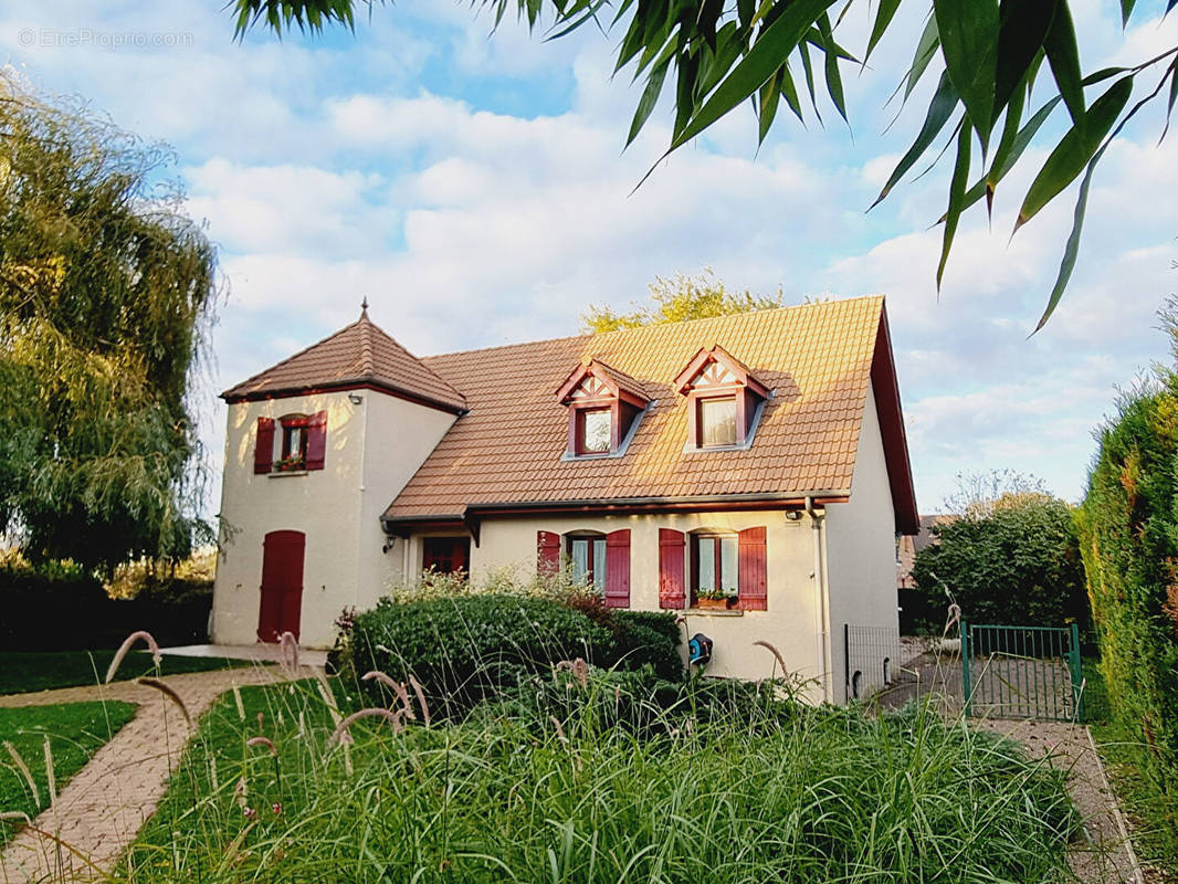 Maison à SAINT-APOLLINAIRE