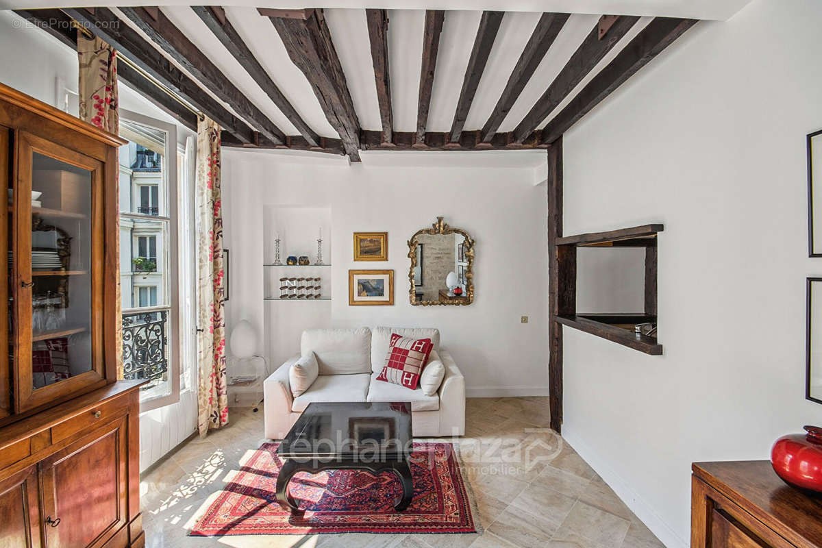 Appartement à PARIS-4E