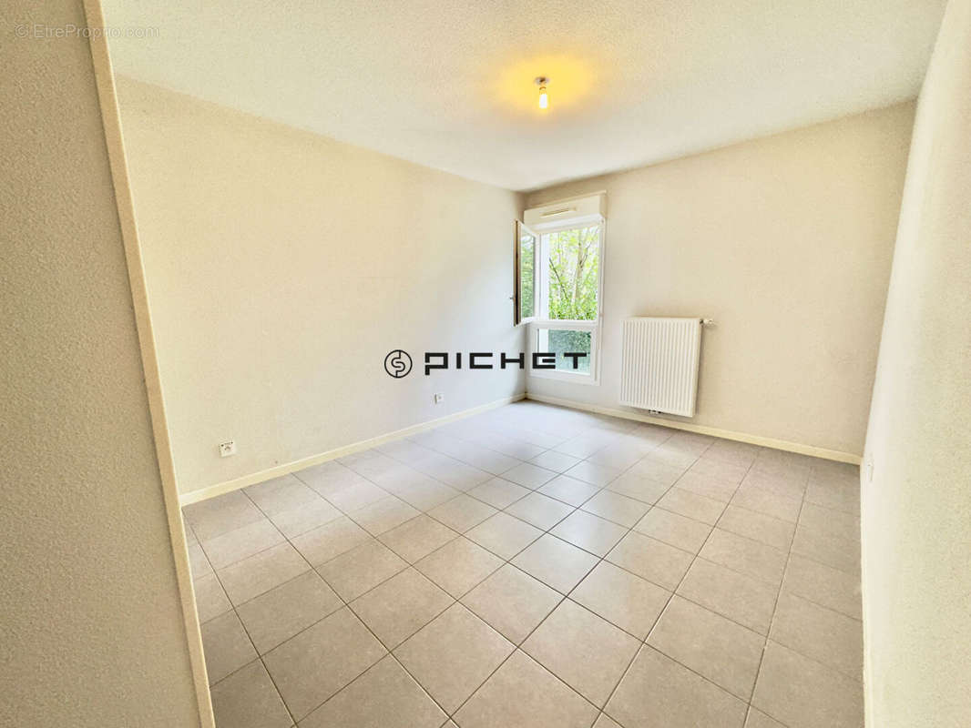 Appartement à BEGLES