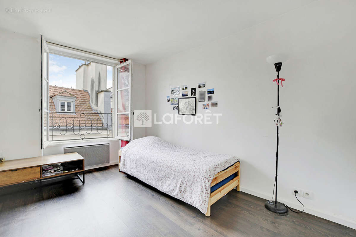 Appartement à PARIS-3E