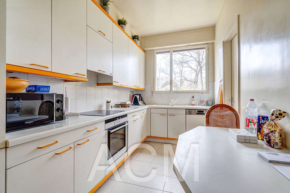 Appartement à MAISONS-LAFFITTE