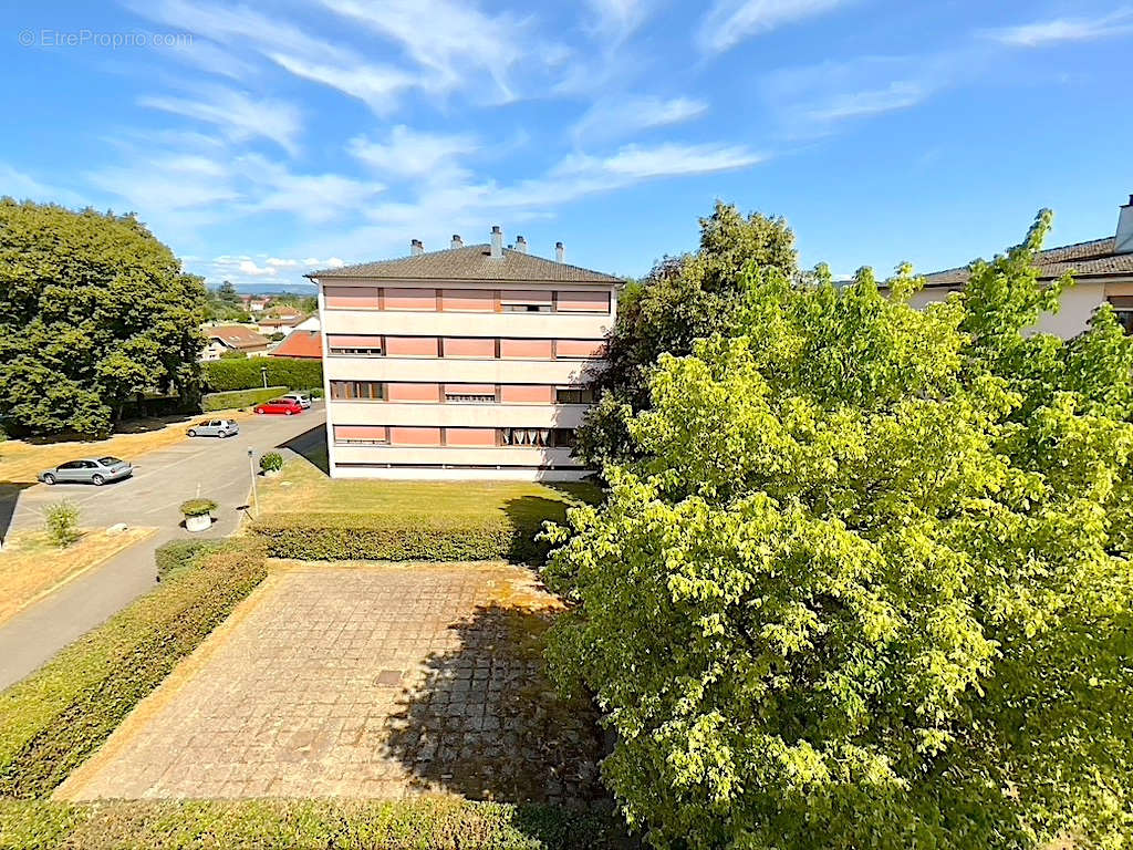 Appartement à SAINT-LOUP-SUR-SEMOUSE