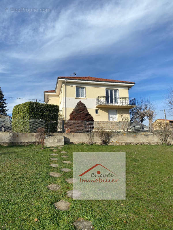 Maison à BRASSAC-LES-MINES