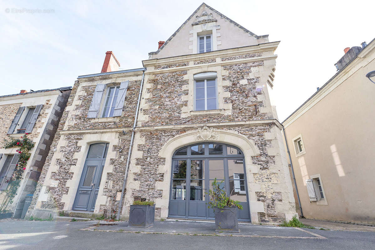 Appartement à BOUCHEMAINE