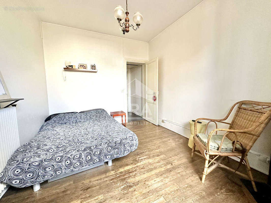 Appartement à SARTROUVILLE