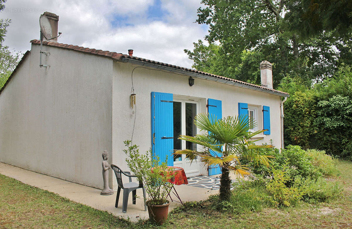 Maison à ETAULES