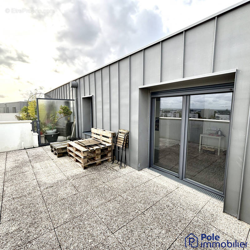 F2-TERRASSE 19m² exposée SUD - Appartement à HEROUVILLE-SAINT-CLAIR