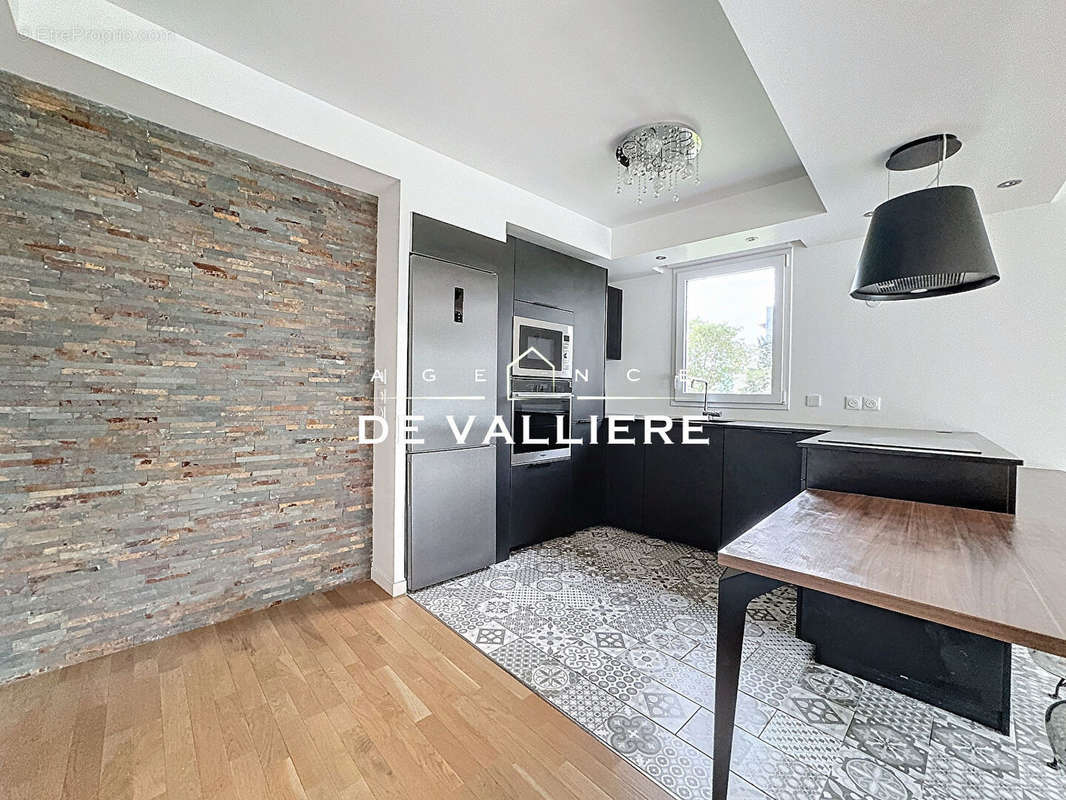 Appartement à RUEIL-MALMAISON