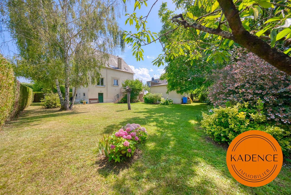 Maison à CHARTRES-DE-BRETAGNE