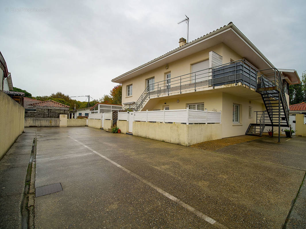 Appartement à LA TESTE-DE-BUCH