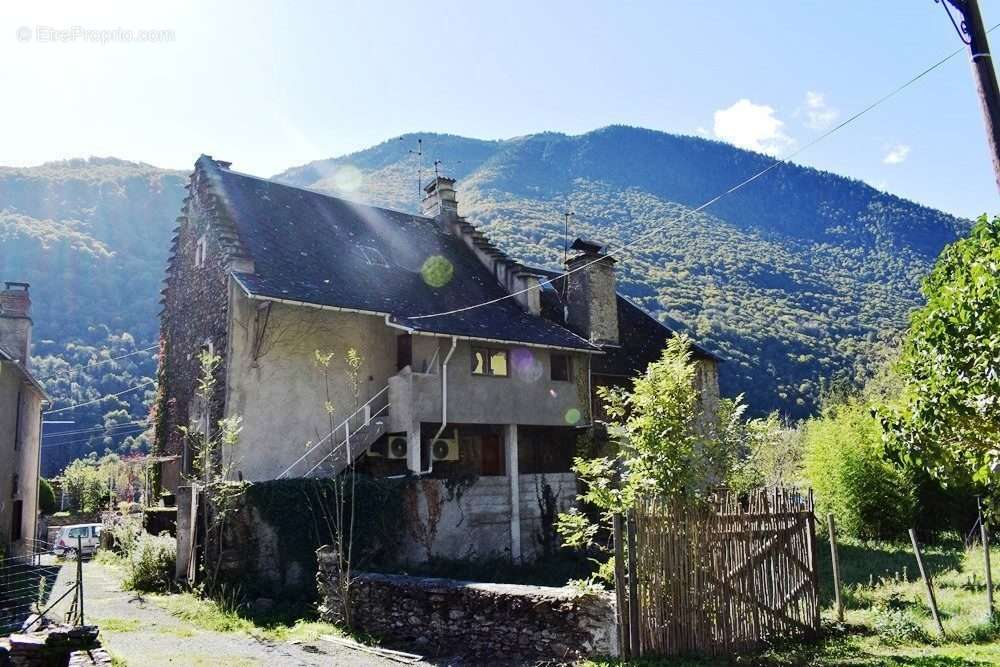 Maison à FOS