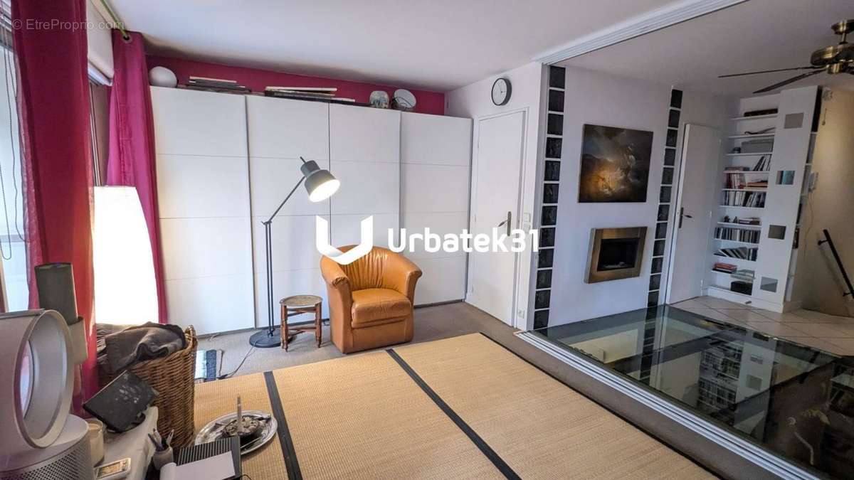 Appartement à PARIS-19E