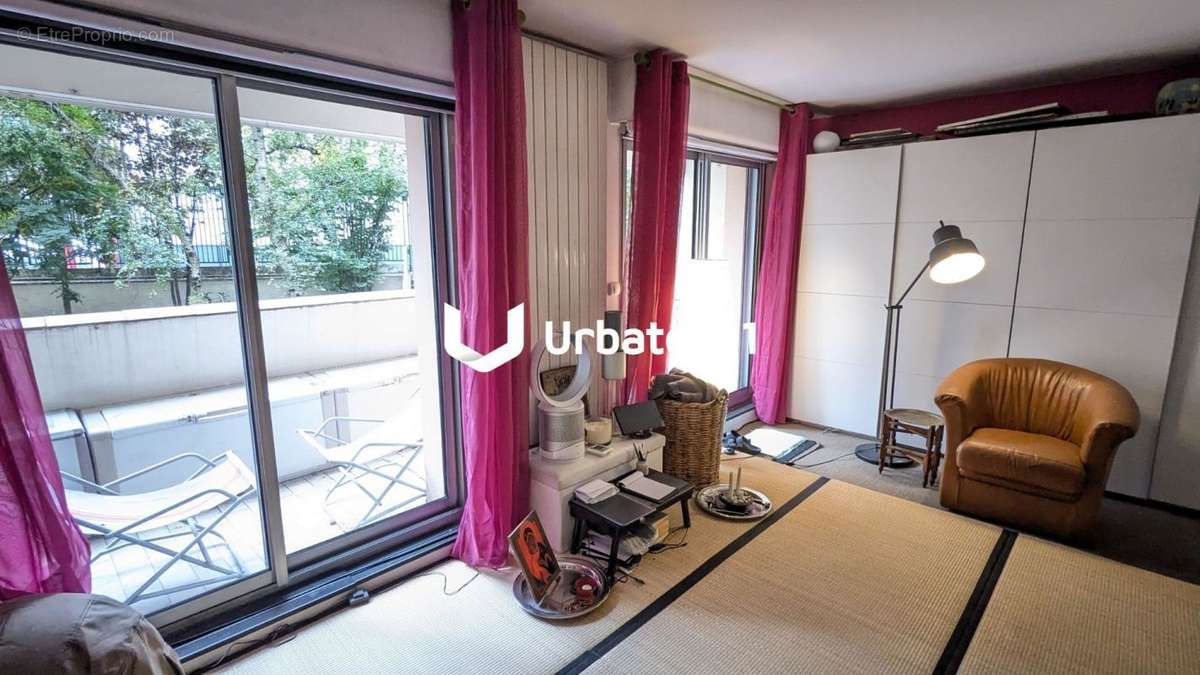 Appartement à PARIS-19E