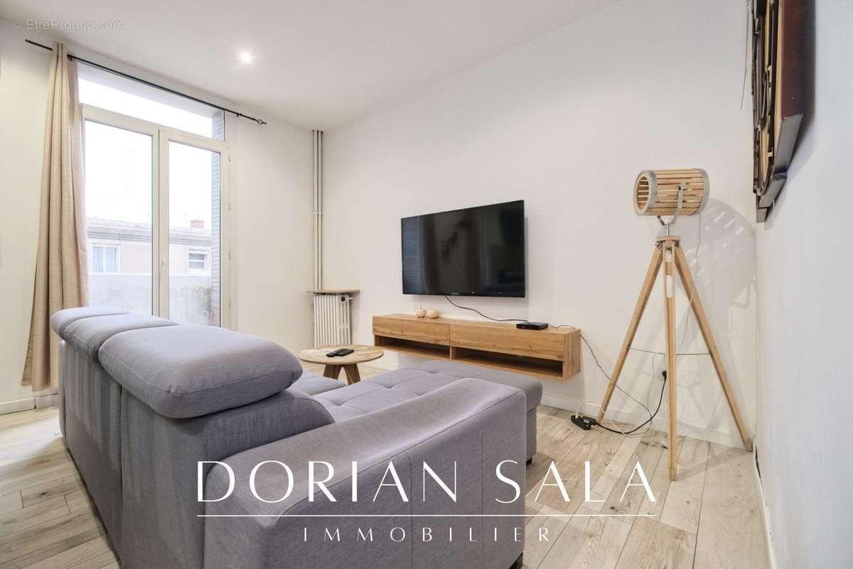 Appartement à MARSEILLE-2E