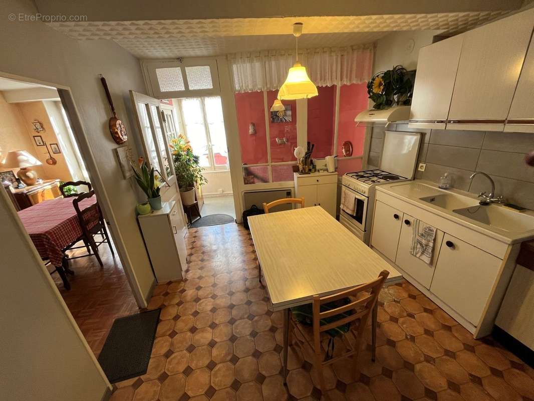 Appartement à CUISERY