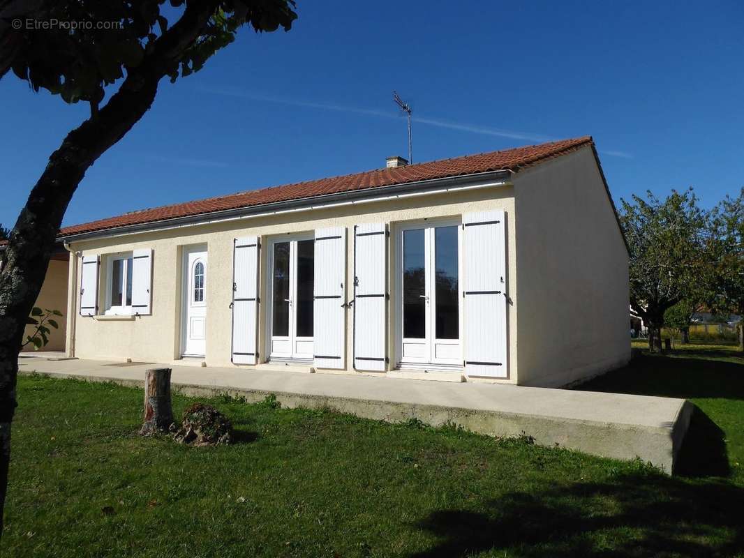 Maison à JARNAC