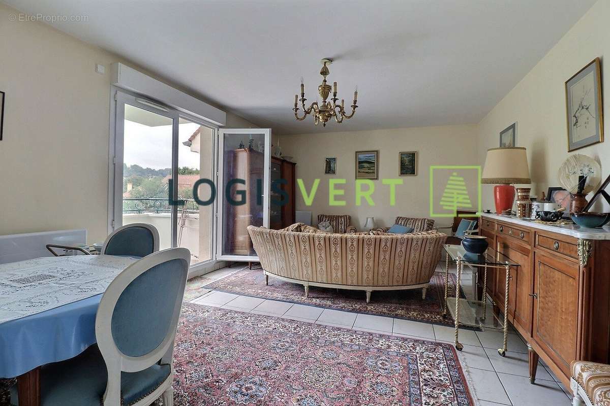 Appartement à GIF-SUR-YVETTE