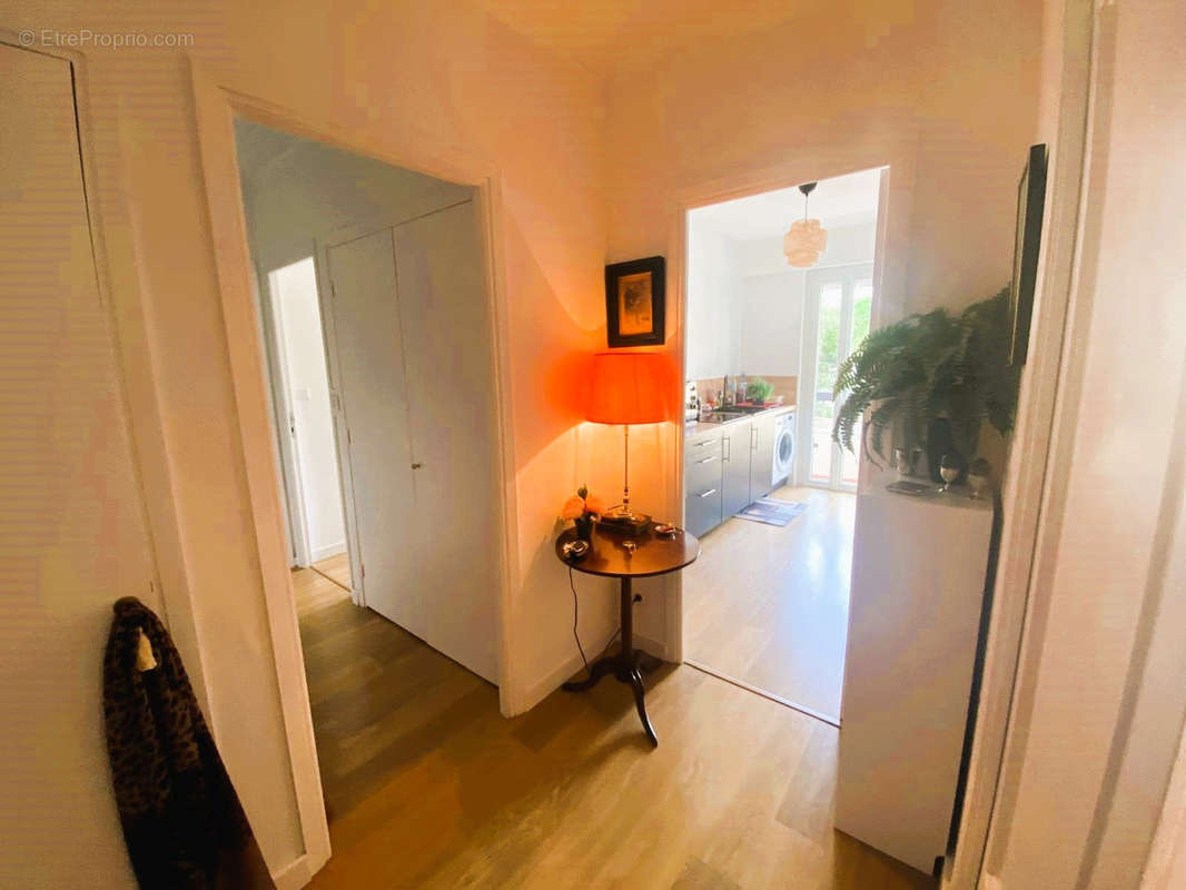 Appartement à HYERES