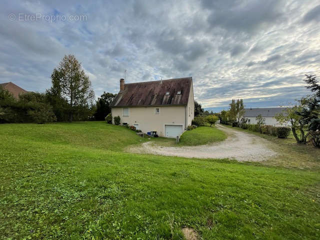 Maison à VERDUN-SUR-LE-DOUBS