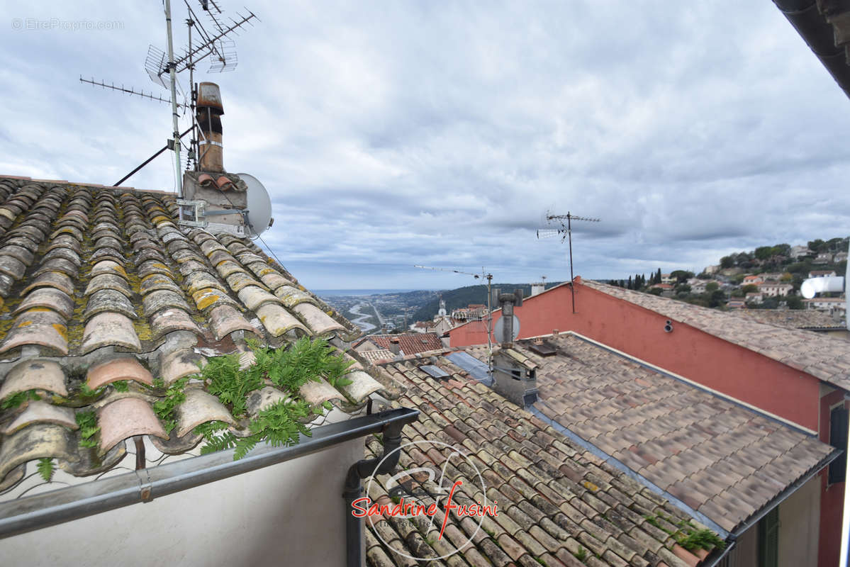 Appartement à GATTIERES