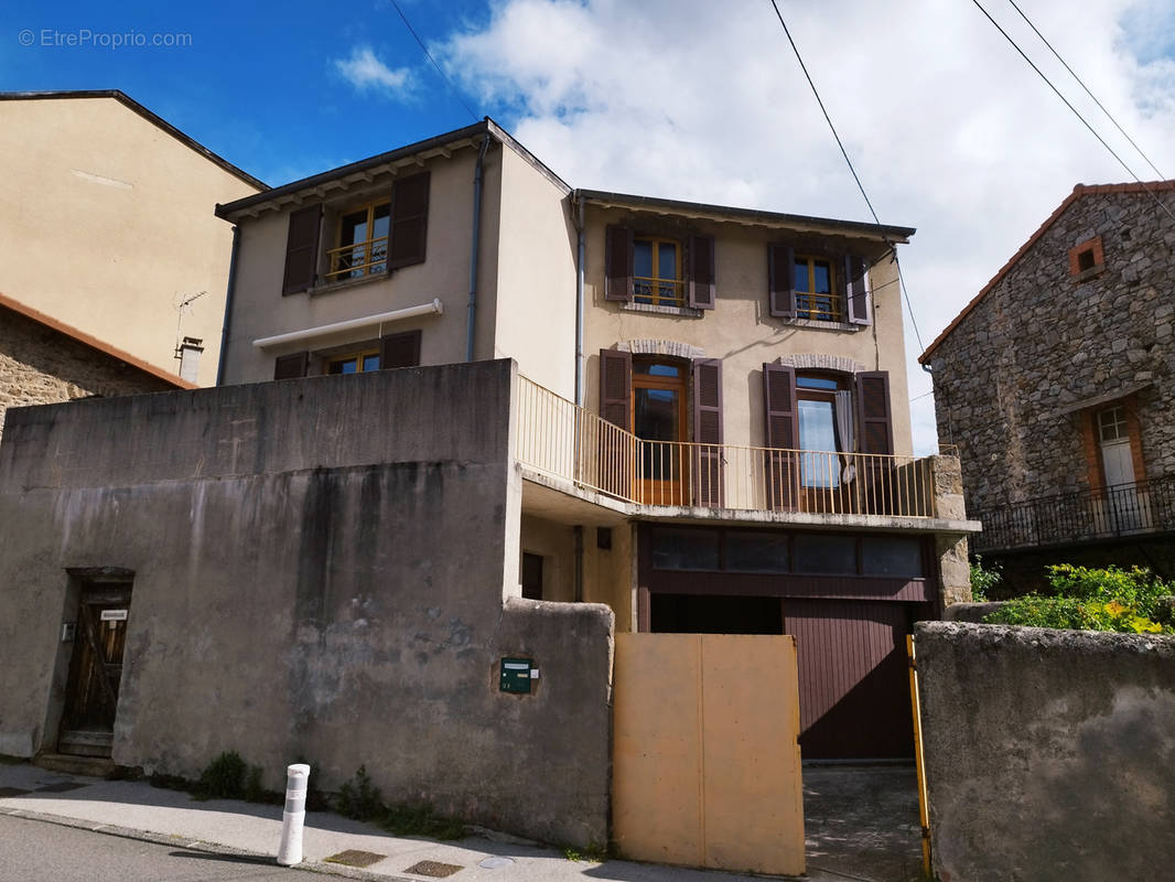 Maison à BOURG-ARGENTAL